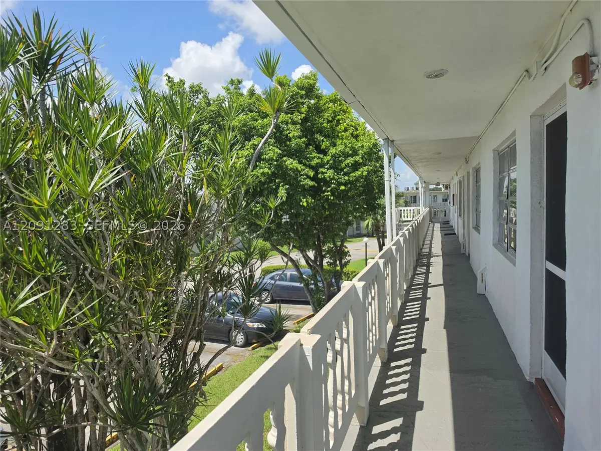 20210 NE 2nd Ave #V30, Miami Gardens, FL 33179 - #1