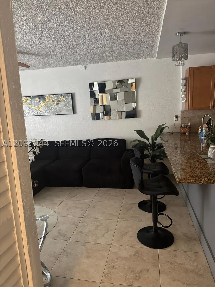4550 NW 9th St #901E, Miami, FL 33126 - #2