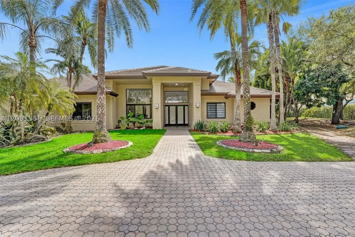 3320 Bridle Path Ln, Weston, FL 33331 - #1