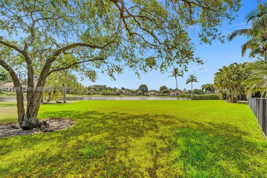 3320 Bridle Path Ln, Weston, FL 33331 - #3