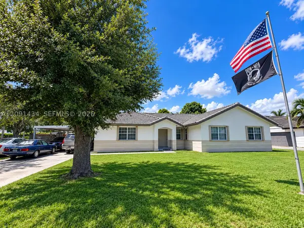 15170 SW 153rd Pl, Miami, FL 33196