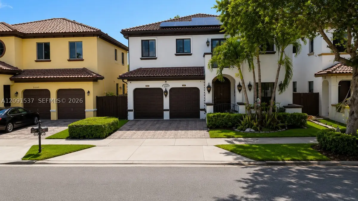 22673 SW 105th Ave, Cutler Bay, FL 33190 - #1