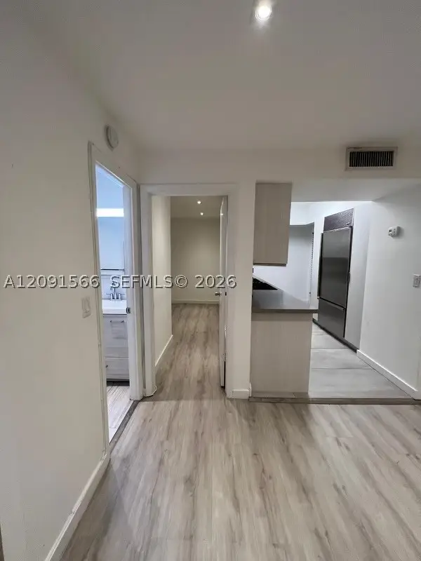 932 7th St #932D, Miami Beach, FL 33139 - #3