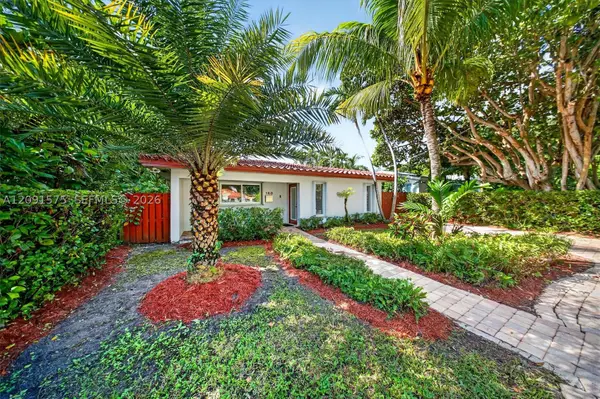 160 NE 86th St, El Portal, FL 33138