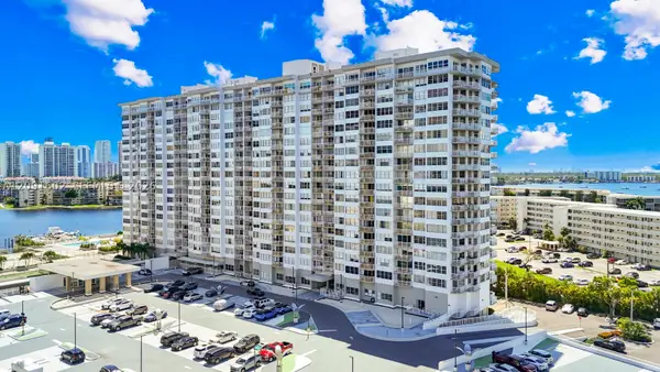 18021 Biscayne Blvd #1102, Aventura, FL 33160