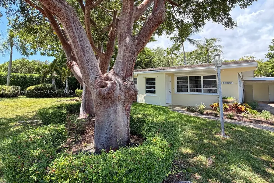 13820 SW 74th Ct, Palmetto Bay, FL 33158 - #2