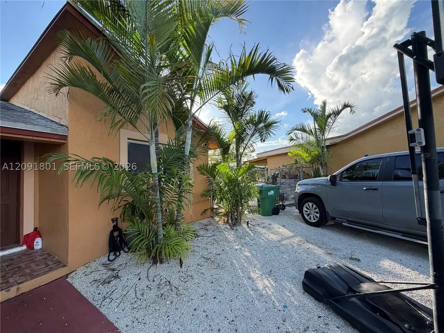30486 SW 162nd Pl, Homestead, FL 33033 - #2