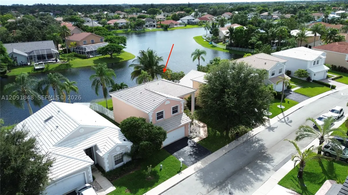 13950 Oak Ridge Dr, Davie, FL 33325 - #1