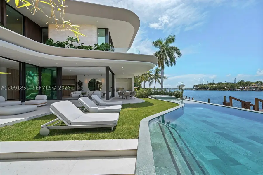 80 S Hibiscus Dr, Miami Beach, FL 33139 - #3