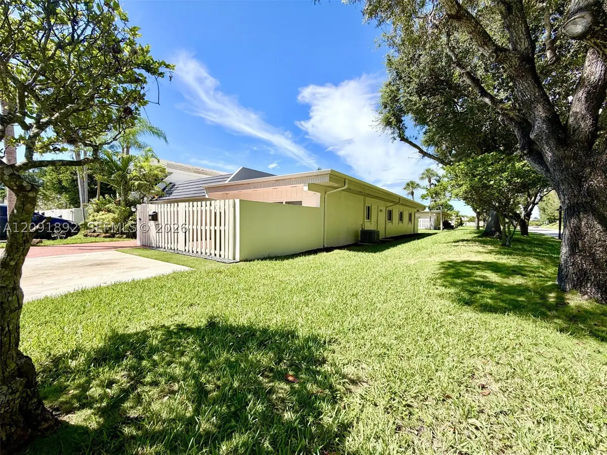 8104 SW 81st Pl, Miami, FL 33143 - #1