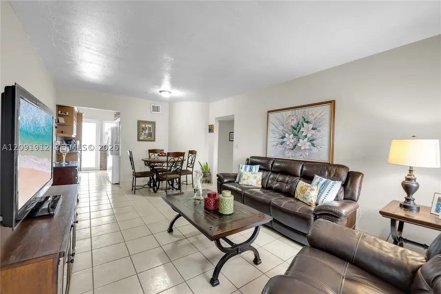 3470 SW 10th St #4 aka Unit 10B, Miami, FL 33135 - #2