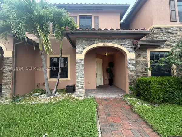 3515 W 89th Pl, Hialeah, FL 33018