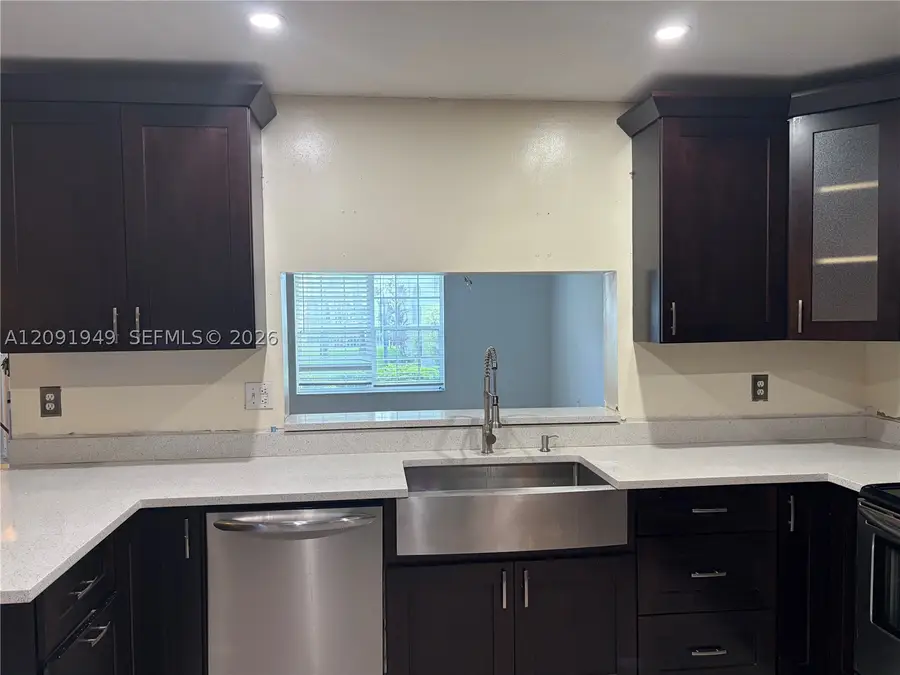 10837 NW 8th St, Pembroke Pines, FL 33026 - #2