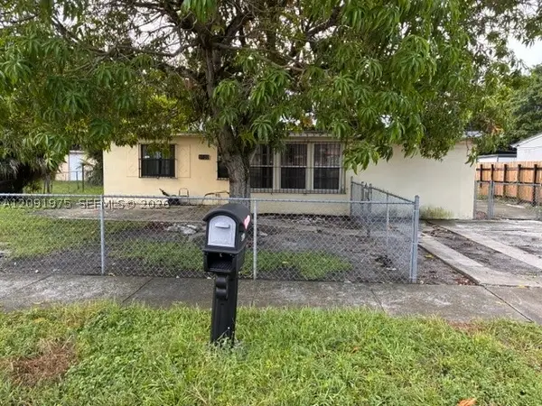 3100 NW 162nd St, Miami Gardens, FL 33054