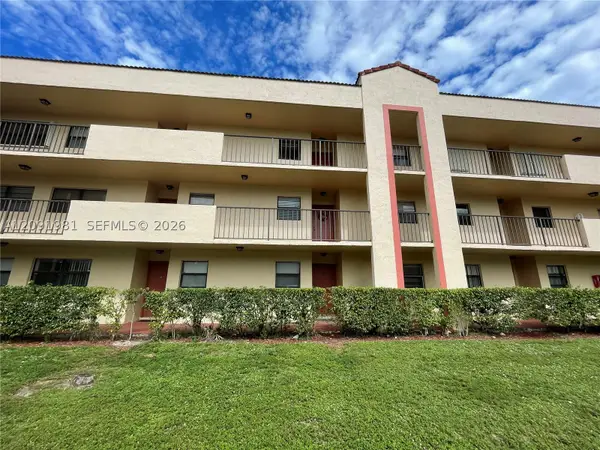 3470 Foxcroft Rd #111, Miramar, FL 33025