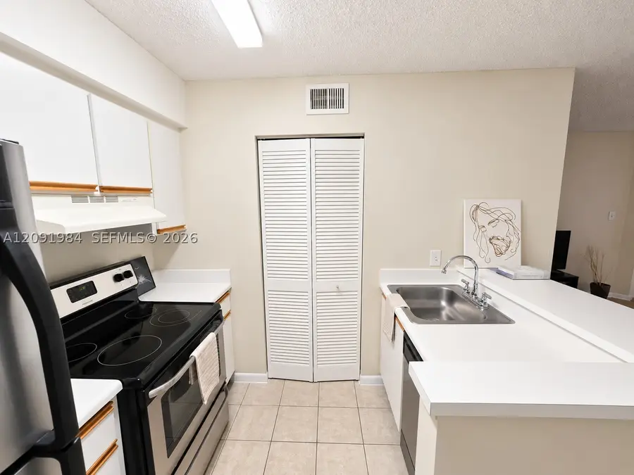 620 S Park Rd #25-2, Hollywood, FL 33021 - #3