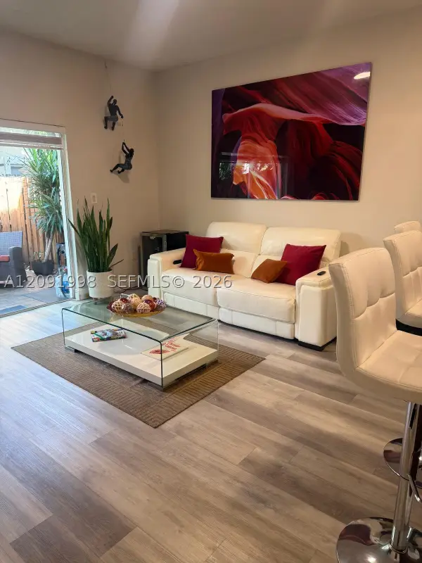 8432 NW 107th Ct #3-35, Doral, FL 33178