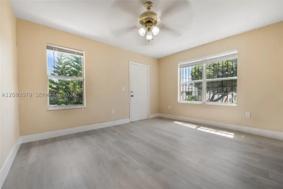 569 SW 5th St, Miami, FL 33130 - #3