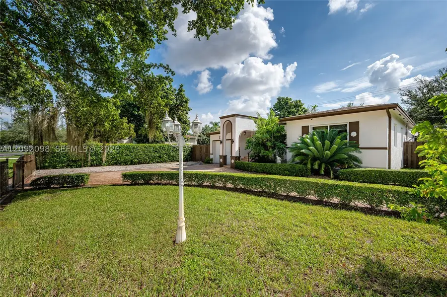 589 Miller Dr, Miami Springs, FL 33166 - #3