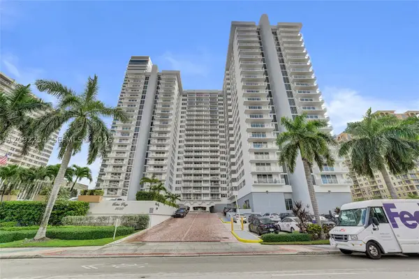 2030 S Ocean Dr #701, Hallandale Beach, FL 33009