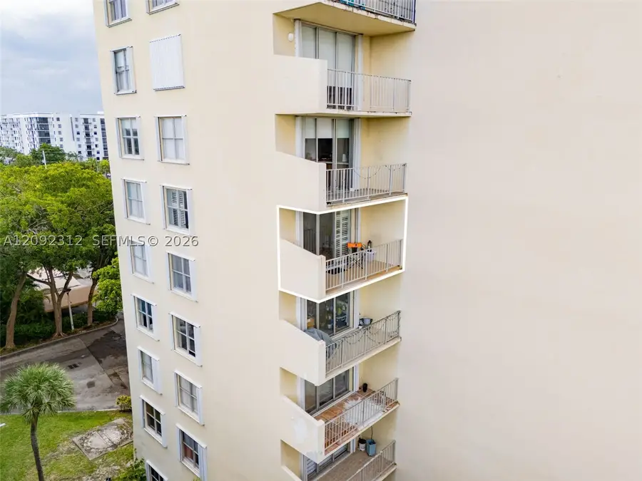 11111 Biscayne Blvd #6B, Miami, FL 33181 - #3