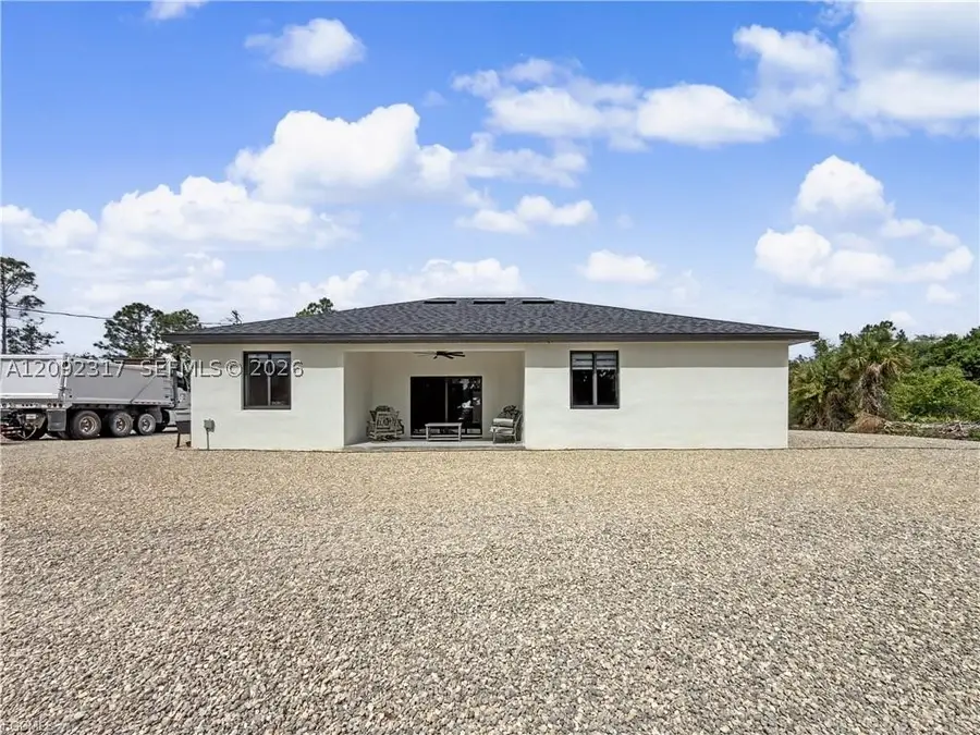 402 Thompson Ave, Lehigh Acres, FL 33972 - #3
