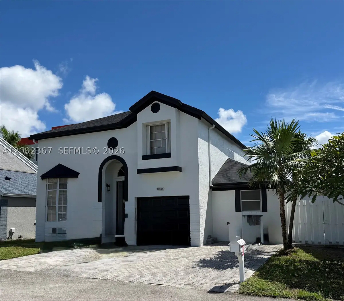 10701 SW 10th Ct, Davie, FL 33324 - #1
