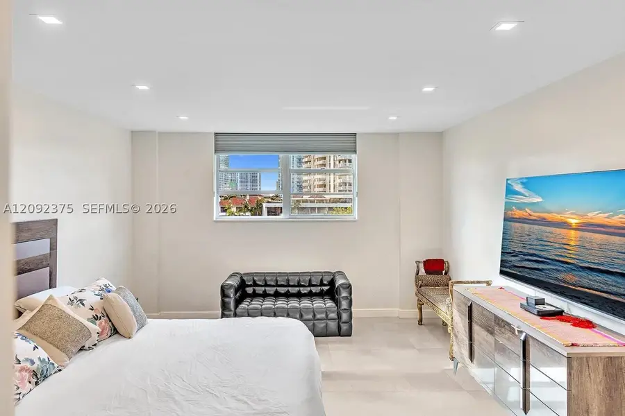 19390 Collins Ave #421, Sunny Isles Beach, FL 33160 - #3