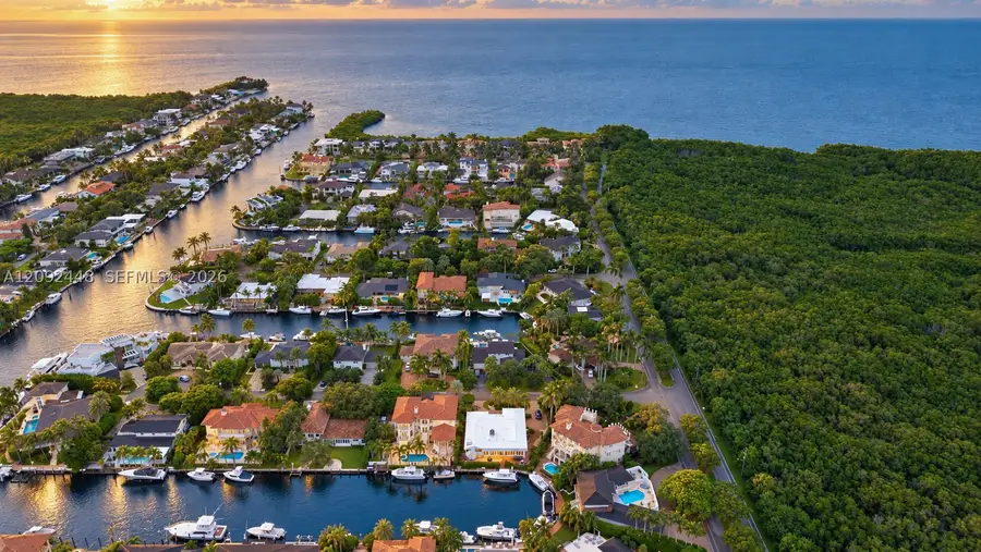 705 Bella Vista Ave, Coral Gables, FL 33156 - #3