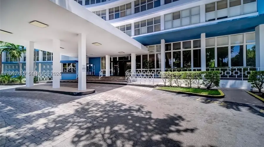 7441 Wayne Ave #6L, Miami Beach, FL 33141 - #2