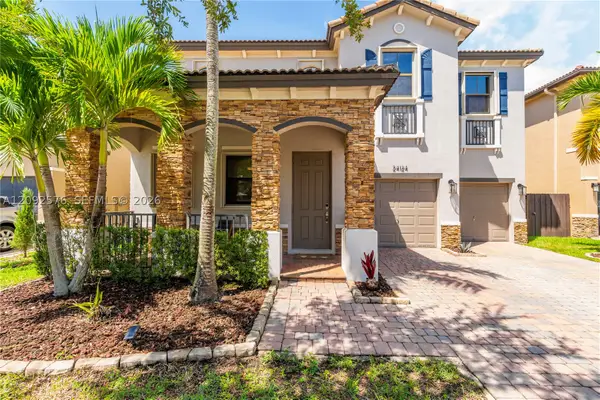 24124 SW 113th Path, Homestead, FL 33032