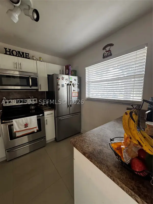 3900 NW 76th Ave #111, Sunrise, FL 33351
