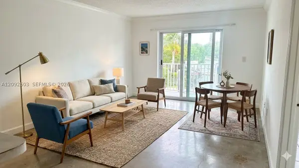7830 Dickens Ave #203, Miami Beach, FL 33141