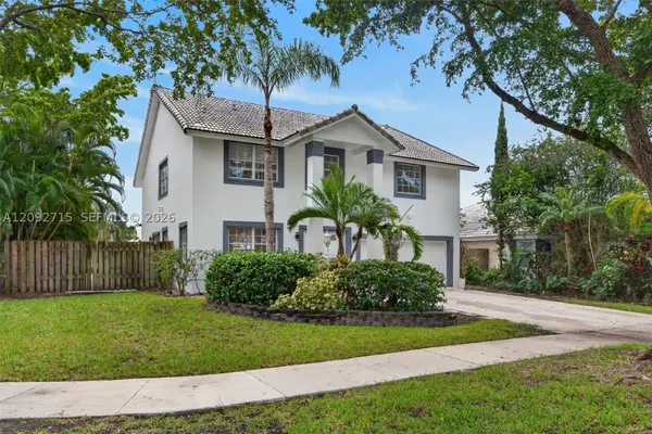 9410 SW 212th Ter, Cutler Bay, FL 33189