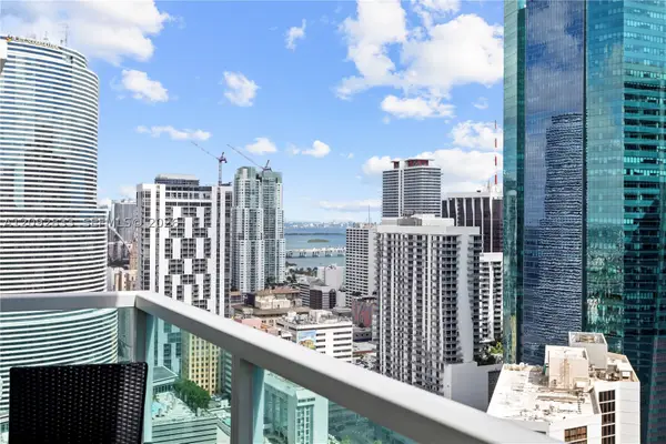 31 SE 5th St #4018, Miami, FL 33131