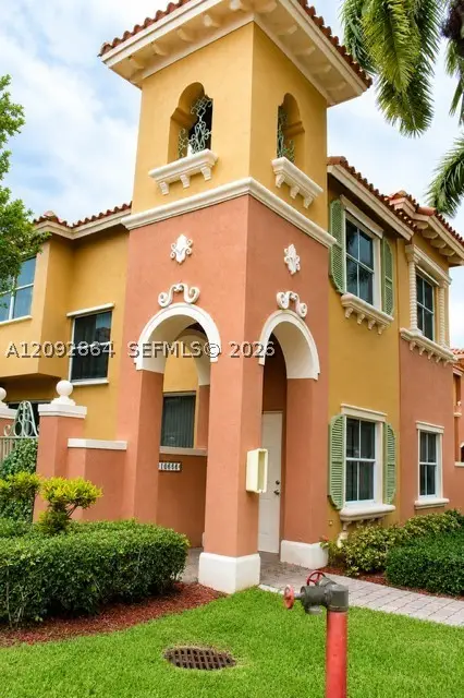 10666 SW 7th St #2106, Pembroke Pines, FL 33025