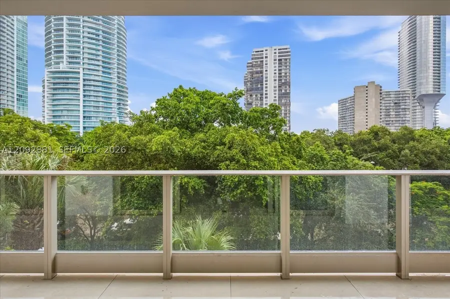 2200 Brickell Ave #301, Miami, FL 33129 - #2