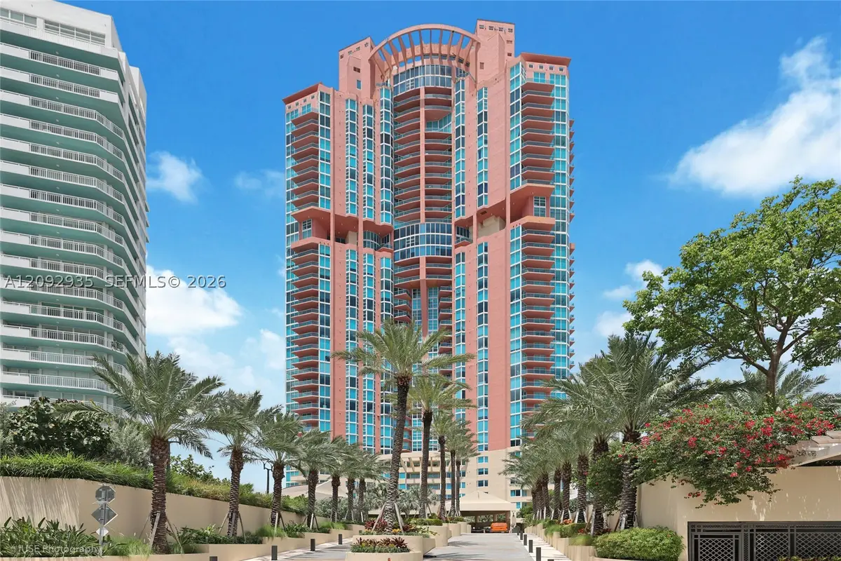 300 S Pointe Dr #4206, Miami Beach, FL 33139 - #1