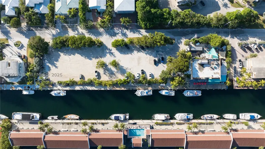 522 Caribbean Dr, Key Largo, FL 33037 - #2