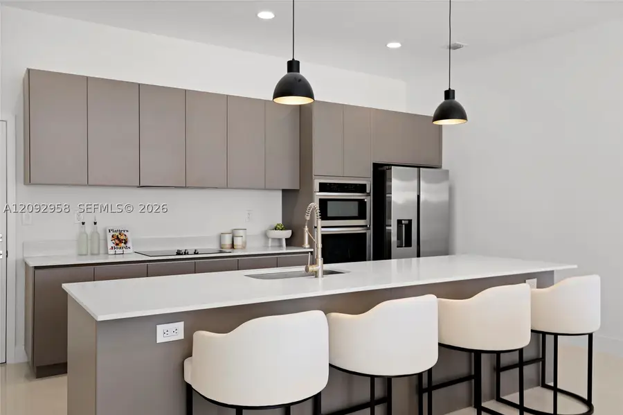 1805 Ne 13, Fort Lauderdale, FL 33304 - #3
