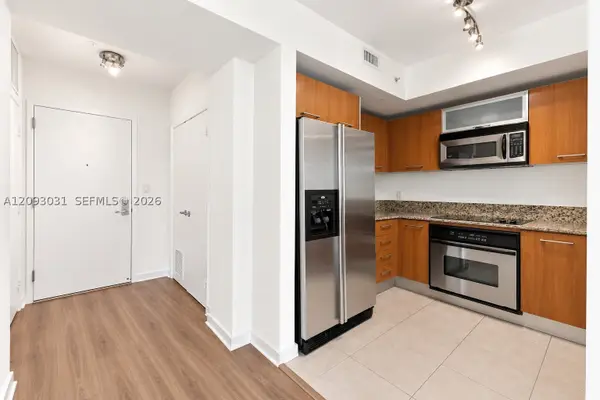 9055 SW 73rd Ct #2108, Miami, FL 33156