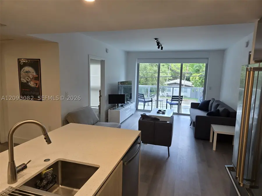 13800 Highland Dr #207, North Miami Beach, FL 33181 - #2