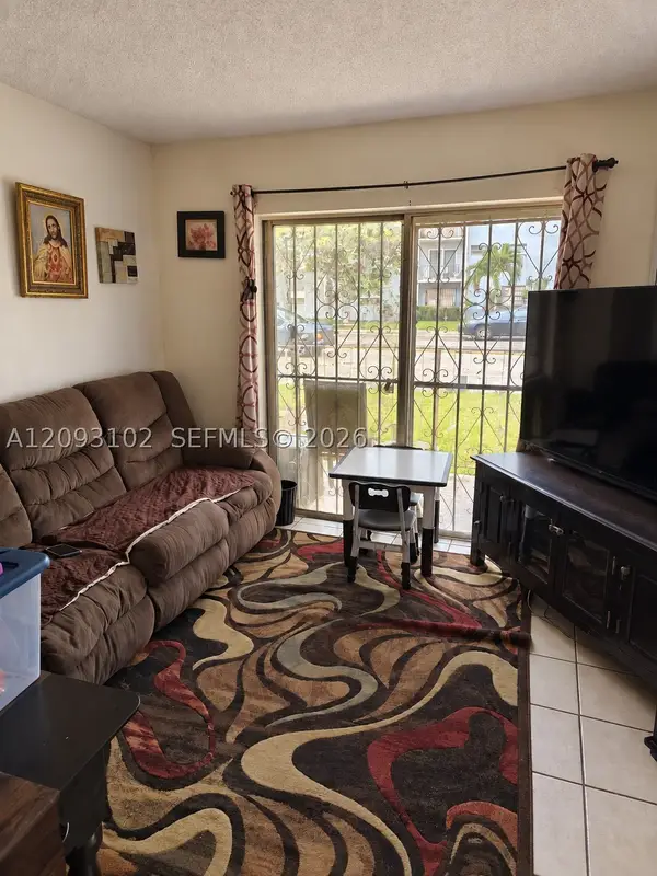 6820 W Flagler St #103, Miami, FL 33144