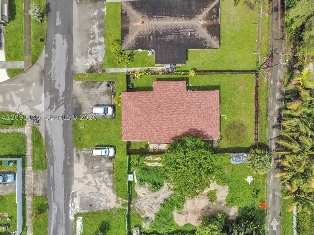 401 SW 4th Ter, Hallandale Beach, FL 33009 - #1