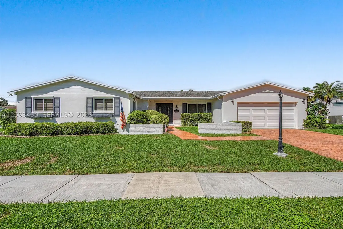 10190 SW 99th Ave, Miami, FL 33176 - #1