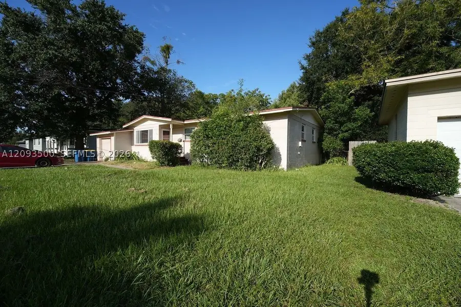 3511 Cesery Blvd, Jacksonville, FL 32277 - #2