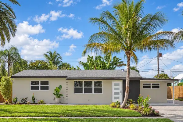 340 SE 3rd St, Deerfield Beach, FL 33441