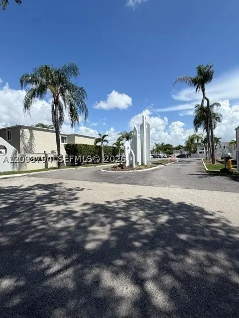 4590 SW 68th Ct Cir #8, Miami, FL 33155 - #2