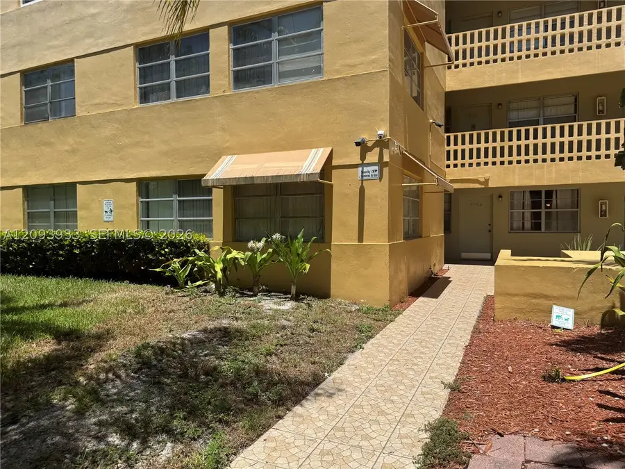 1851 NE 168th St #A2, North Miami Beach, FL 33162 - #3