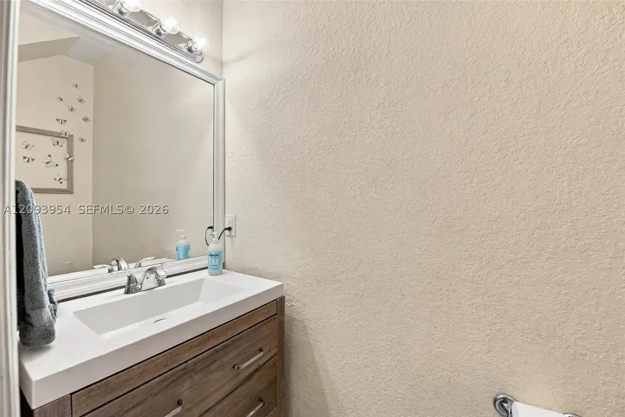 1025 NE 207th Ter, Miami, FL 33179 - #2